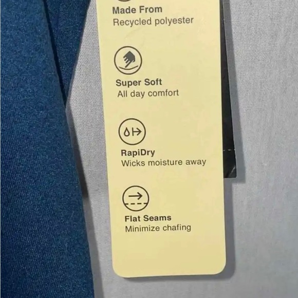 ID Ideology Women's Essentials Sweat Set Tank Top moonlit ocean blue-NWT - Picture 5 of 5